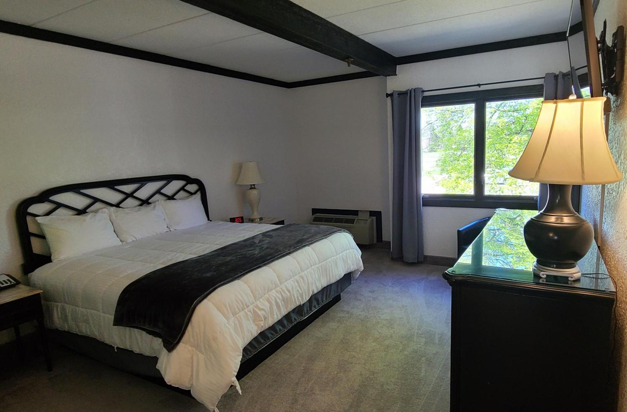 Bay Valley Resort & Conference Center Bay City Room photo
